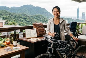 Crazy Lee Taiwan local guide and outdoor entrepreneur